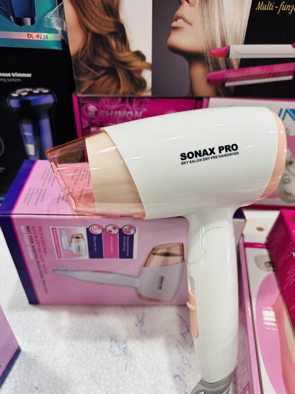 Sonax Pro SN-6621 hair dryer